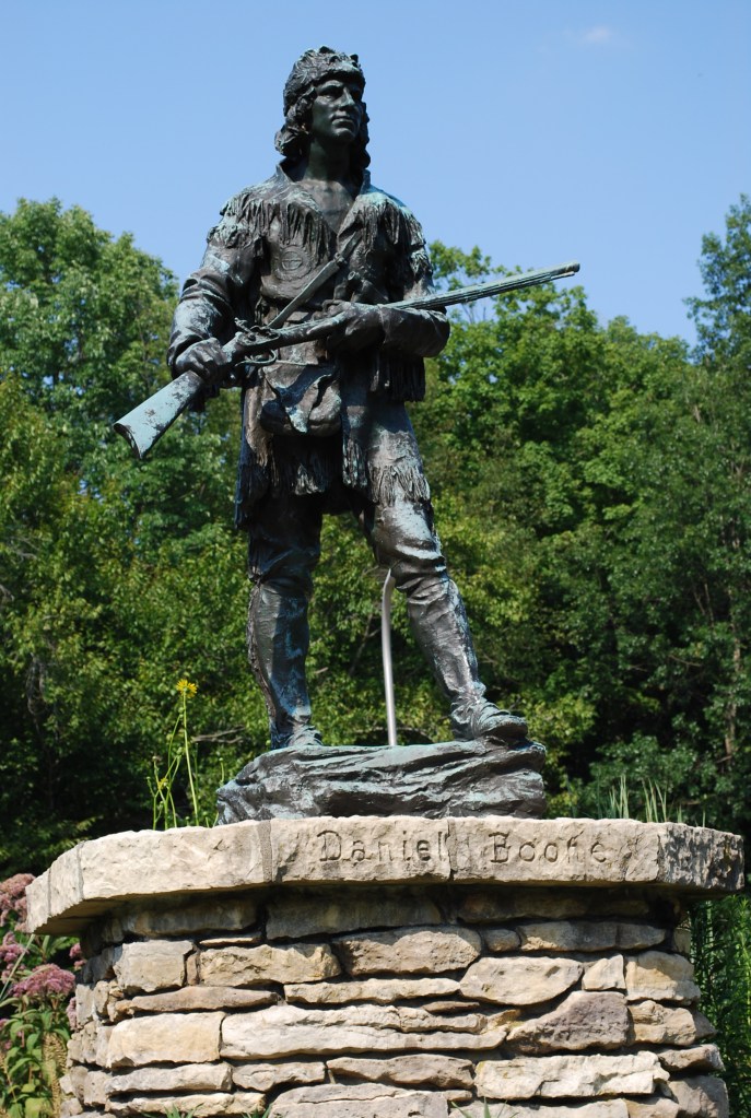 Daniel Boone Statue